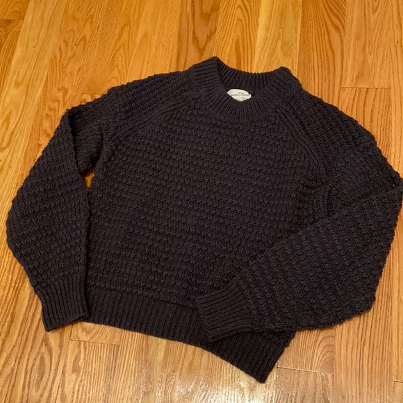 Universal Thread Sweater - Picture 3 of 7